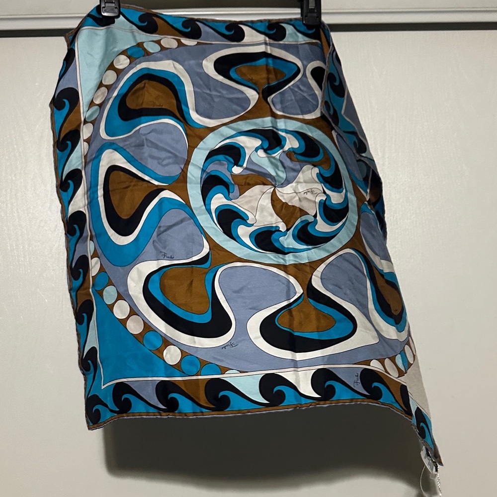 🆕Emilio Pucci Blue, Turquoise & Brown Swirl Print Silk Scarf - Picture 12 of 16